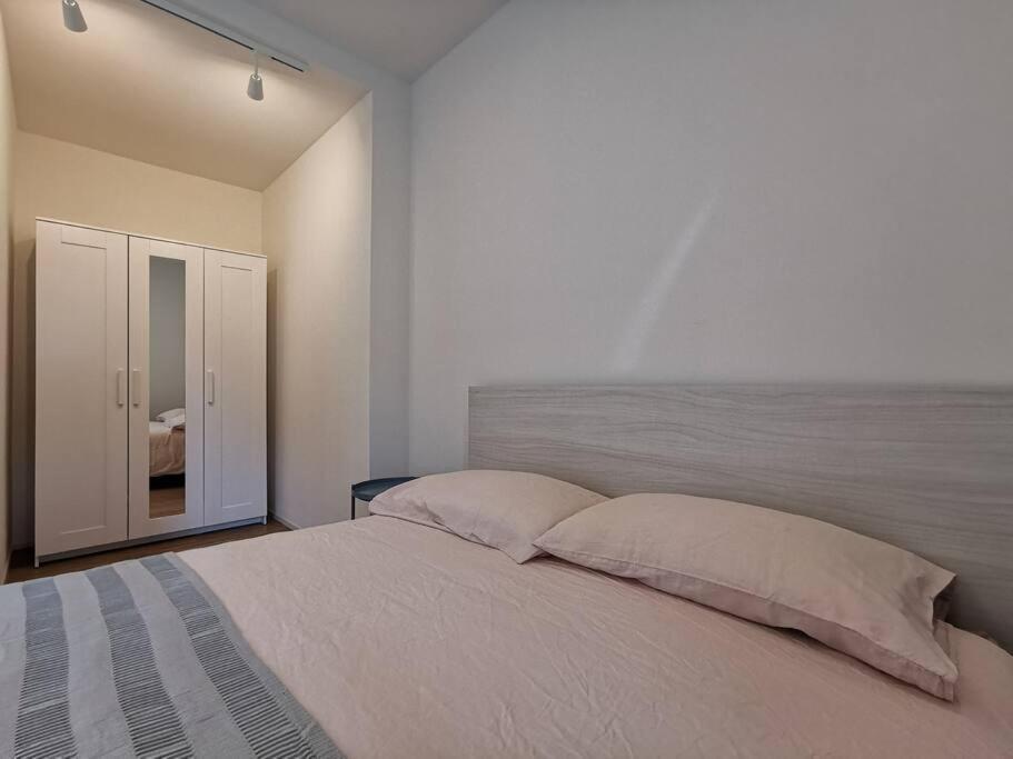 לוגאנו Experience The Loft! Loft 18, Downtown, Near The Lake Free Parking Available מראה חיצוני תמונה